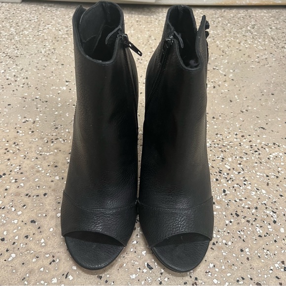 Express peep toe booties - Picture 3 of 10